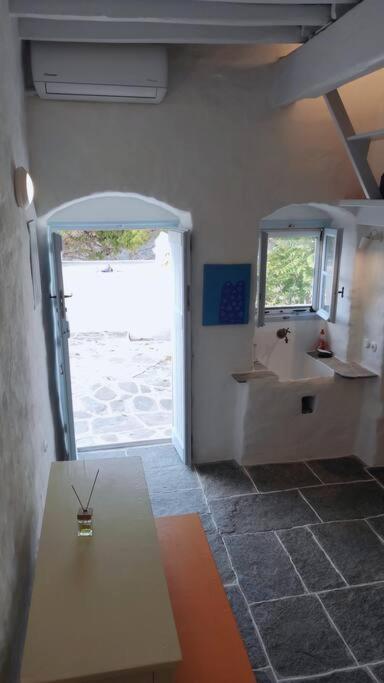 Hidden Gem - Sifnos, Kastro. Lägenhet Kástron Exteriör bild